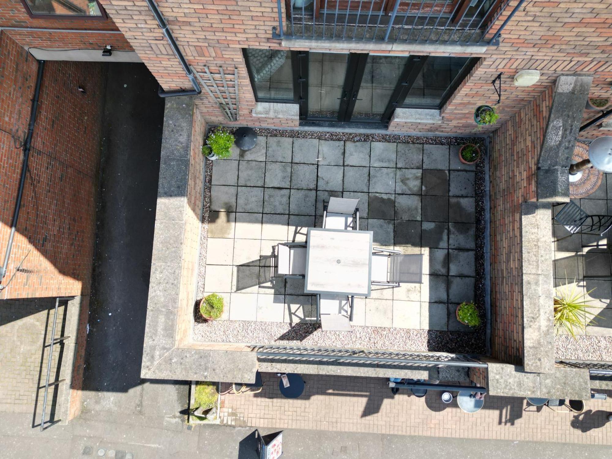 Escape Ordinary In Belfast Appartement Buitenkant foto