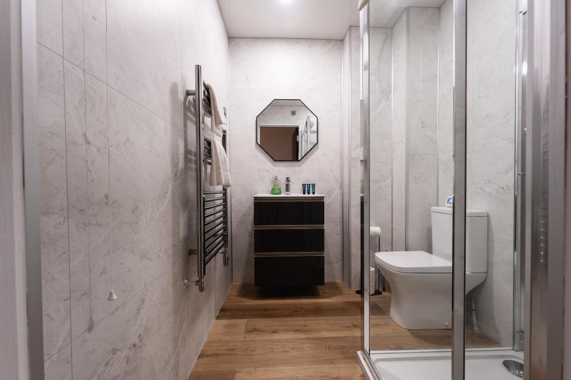 Escape Ordinary In Belfast Appartement Buitenkant foto