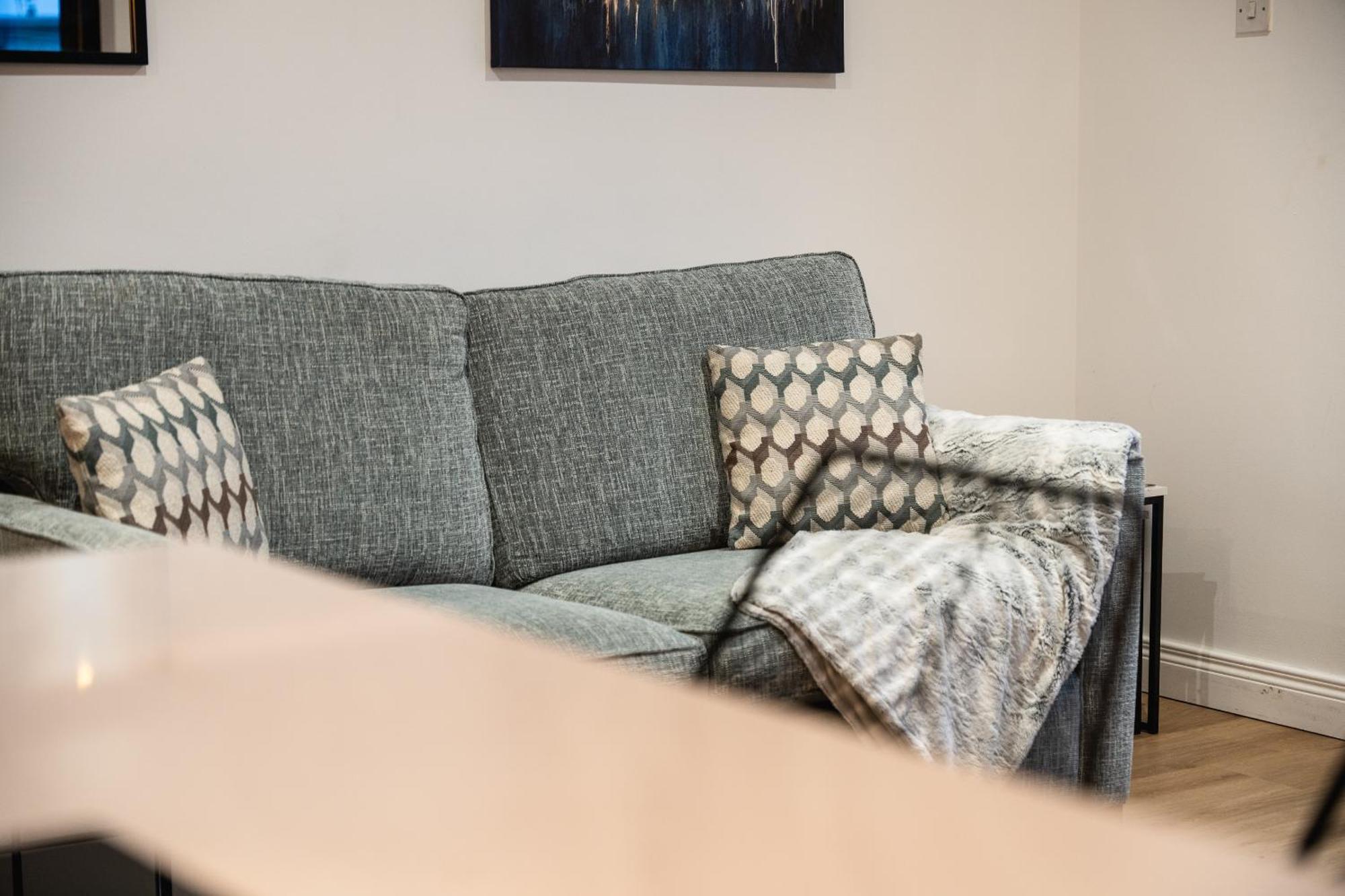 Escape Ordinary In Belfast Appartement Buitenkant foto