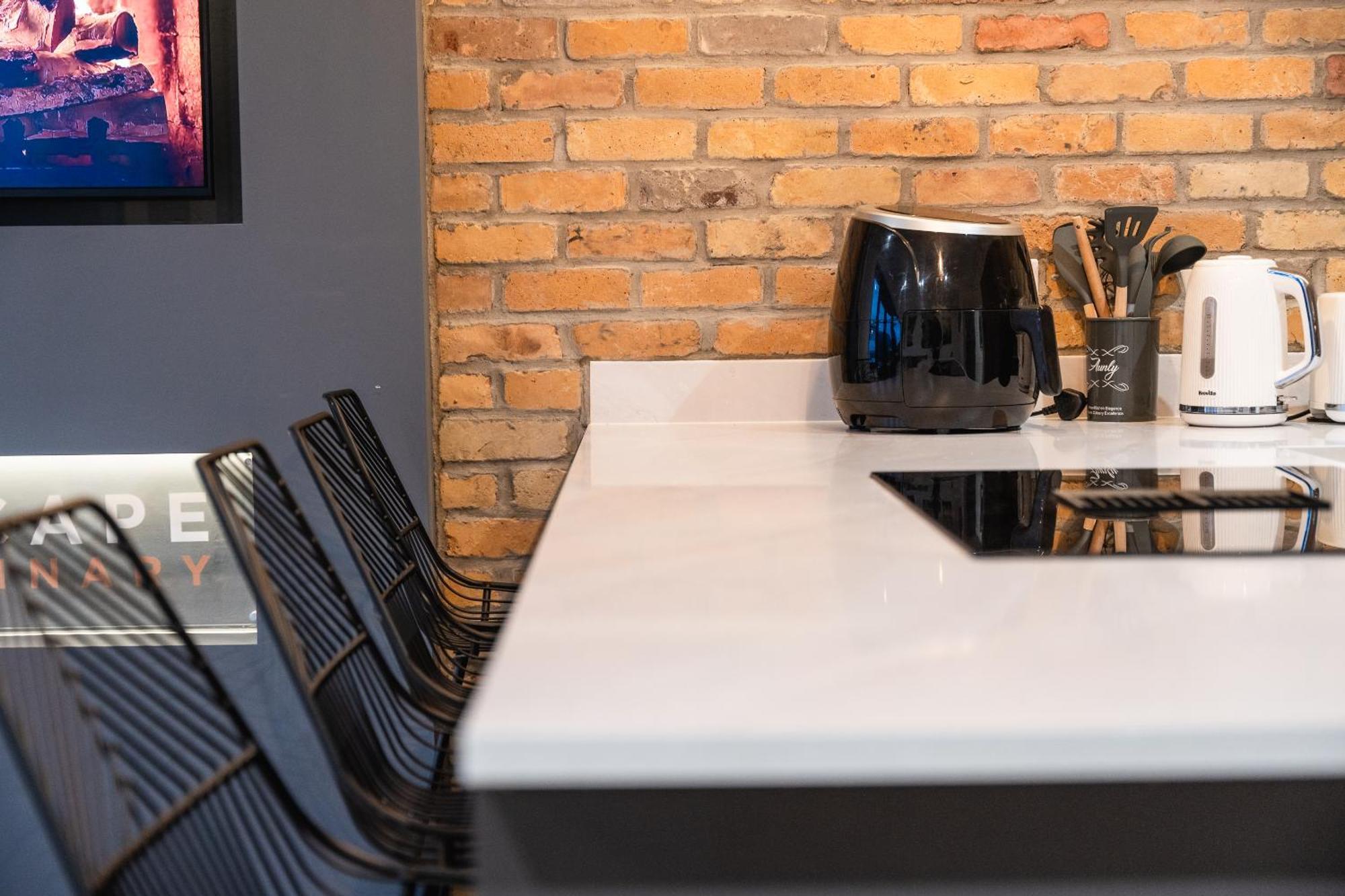 Escape Ordinary In Belfast Appartement Buitenkant foto